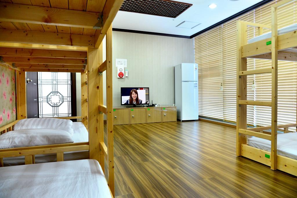 Seom Guesthouse Seogwipo Zewnętrze zdjęcie
